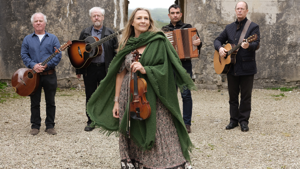 People Music in Norfolk: A Wealthy Custom of Songs and Tales 2 Folk music in Norfolk